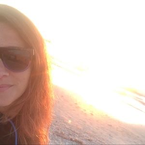 Meet your Posher, Samia